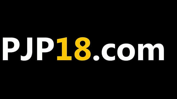 Weird kitchen toy in her vagina hole 