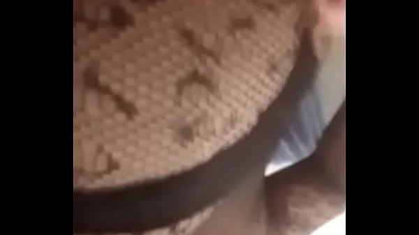 Play MP4 - Mi vestidito nuevo