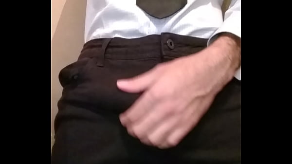 Volume Do Pau Duro Marcado Na Roupa 