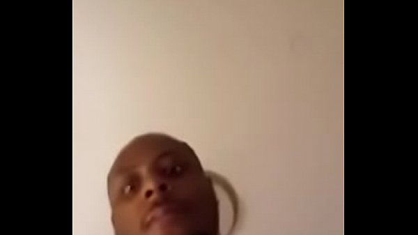 Nonton Big Putting In Work thumbnail