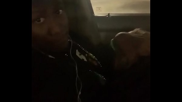 Play MP4 - Getting head in the parking lot