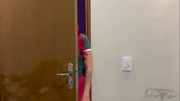 Nonton Cheguei Da Academia Suadinha E Meu Enteado N&atilde;o Deixou Eu Nem Ir Tomar Banho thumbnail