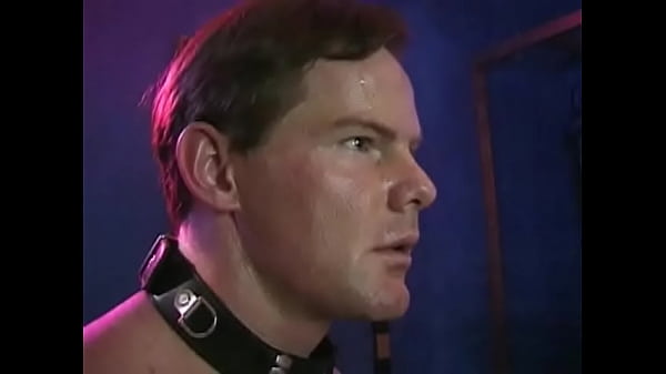 Mistress Aurora Cortez ordered her_young low skilled slave_Lena Ramon to clean the_of her submissive dude while sheis training herass with strap_on