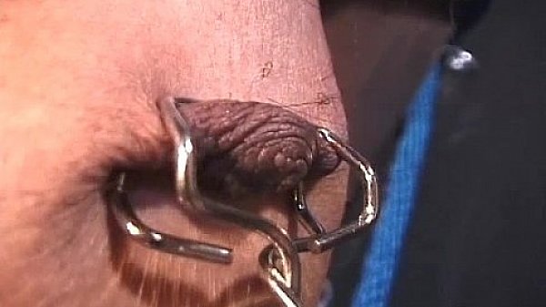 Young ghetto babe Yasmine gets tied 