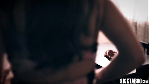 Sexy brunette teen seduced a naive big ass MILFfriend