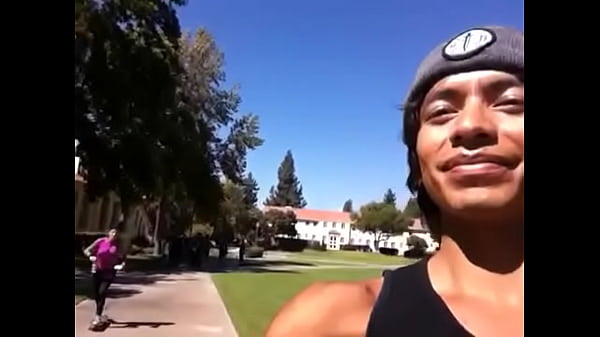 trim.053520F6-9606-4E26-A23D-C19BAF4D9752.MOV 