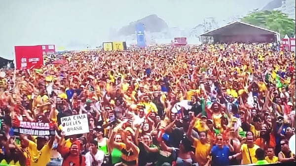 Recebi_a visita da gostosa no_jogo da_copa