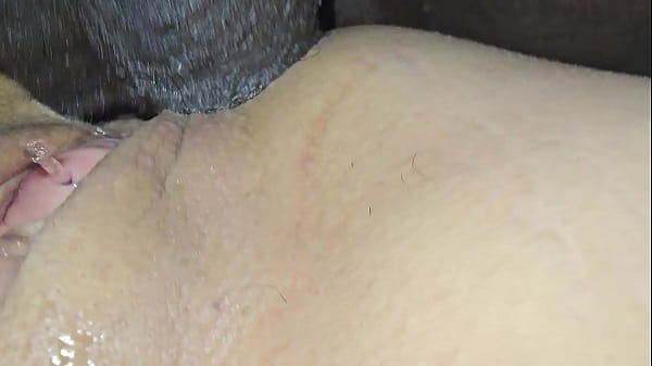 Play MP4 - Close-up anal and squirt of juicy&excl;