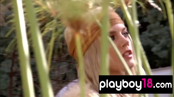 Big boobed_all natural nude blondie Jennifer_Pershing shows her instruments