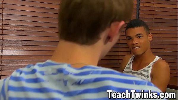 Interracial banging time with twinks 