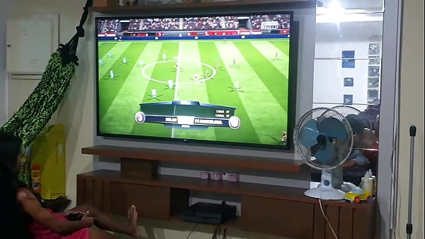 Quem perder vai ter que dar o cu. Pistolinha Anao - Jasmine Santanna - Pitbull_Porn- Paty bumbum