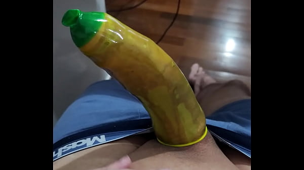 Punheta A Camisinha Do Brasil thumbnail