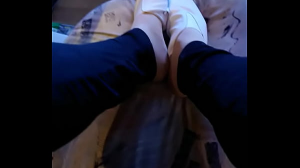 Relaxed Auf Der Couch thumbnail