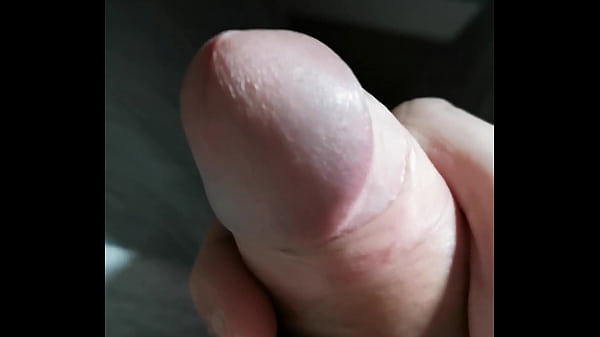 Se hace una paja estudiando matem&aacute;ticas y se corre fuerte 