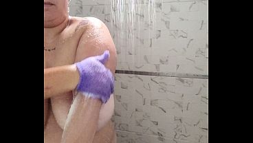Amateur Shower Seduction: Wet Big Tits And Soapy Body Play thumbnail