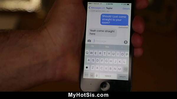 Nonton Devious Step Bro Tricks Sis Into Sexting, Then Blackmails Her Into Sucking His Cock - Myhotsis thumbnail
