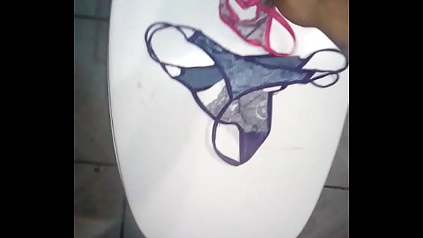 Las tangas demi esposa