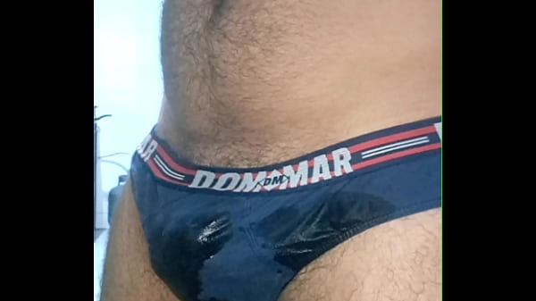 Yuri Ga&uacute;cho - Mijada De Pau Duro E Gozada Farta - Urso Brasileiro Dotado Tocando Punheta - Urso Solo Punheta thumbnail