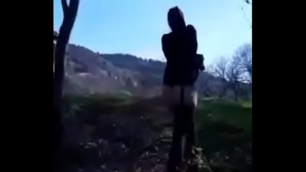 Viens voir la suite de la vid&eacute;o dans mon fans clubs suce mon homme dans