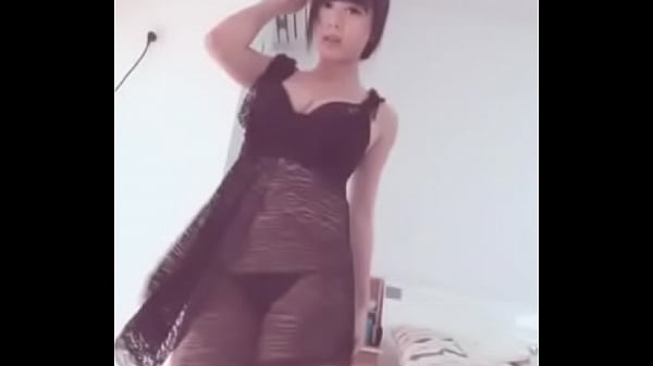 tumblr n9pgytczIh1qd4532_mp4