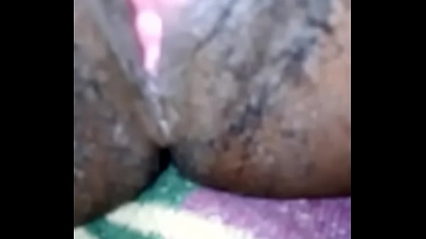 Play MP4 - Zambia mirriam on mirror again to show off