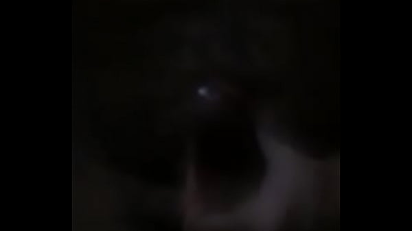 Vendo um video, e batendo uma at&eacute_ gozar