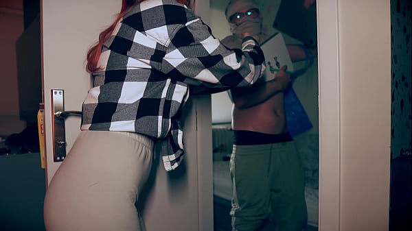 Thief invades my apartment and pounds my pussy good 