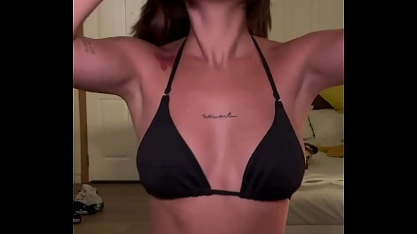 Nonton Got Myself A New Bikini thumbnail