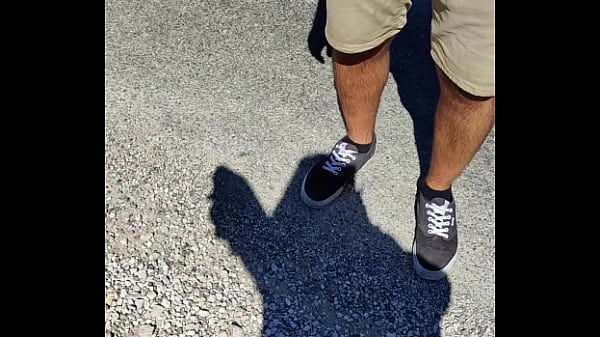 Hello la team j'essaie l'appli pour celibataire tinder dans ce nouvel &eacute;pisode 