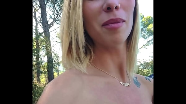 Hello la team j'essaie l'appli pour celibataire tinder dans ce nouvel &eacute;pisode