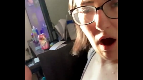 Candidsandra gets a hot load of cum 