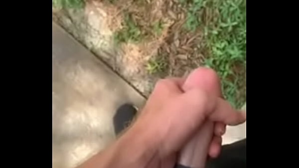 Play MP4 - Jacking off in my backyard