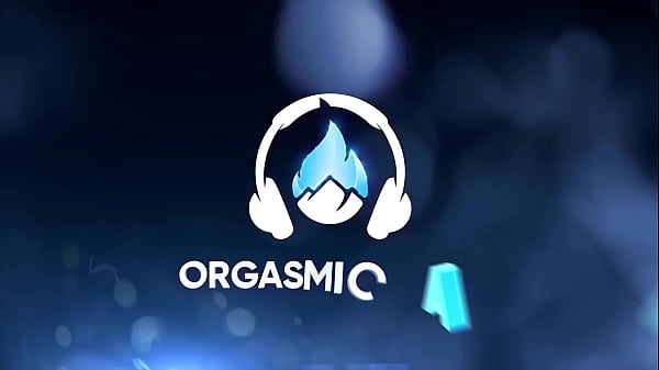 Nonton Secret Airplane Handjob - Public Audio Porn thumbnail