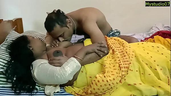 Indian Devar Bhabhi Hot Sex At Home! With Clear Dirty Talking thumbnail