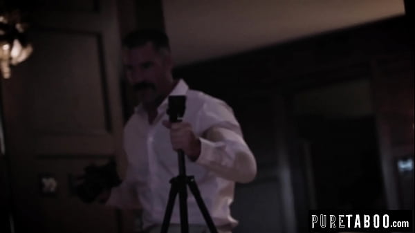 Babe Ends Up Fucking 2 Random Dudes After_Fight with BF