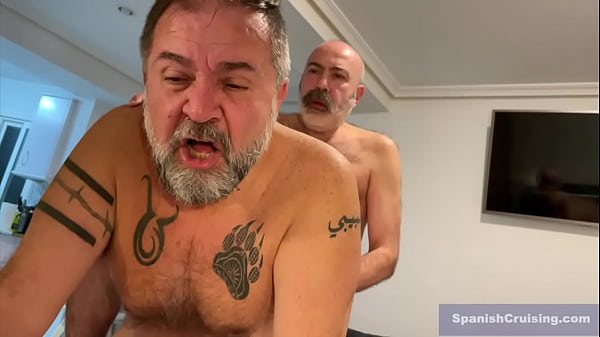 Play MP4 - Horny Mature Bears Barebacking