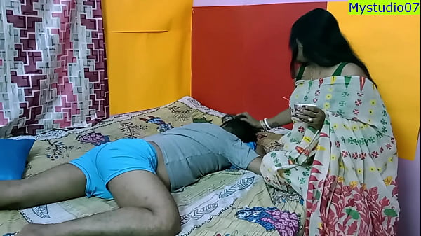 Play MP4 - Indian Bengali xxx Bhabhi amateur fucking with handsome devor&excl; Hindi hot sex with clear audio