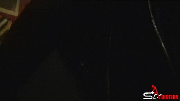 Lulu blowjob in the pub by Jose Adiction 