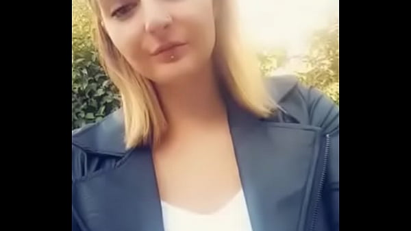 Nonton Couple Goals thumbnail