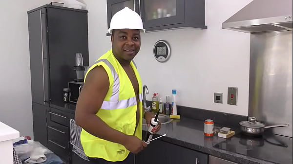 Rose Skies Take Plumber sBBC Like a Slut