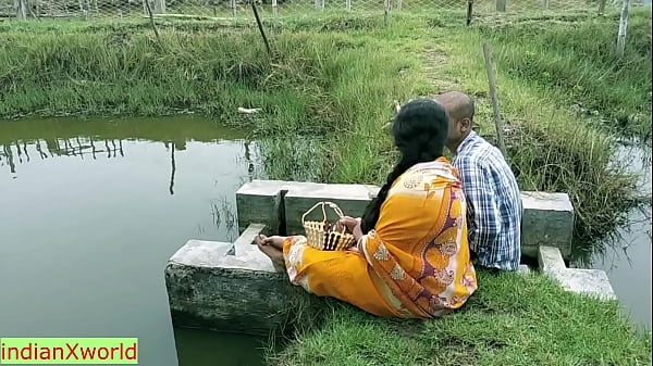 Indian Hot Beautiful Bhabhi Sex! Hot Indian Village Sex thumbnail