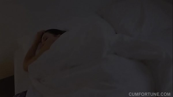 Play MP4 - Lilu Moon has an intense anal orgasm