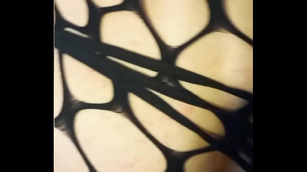 Neg&atilde;o pedreiro leitou o cuzinho 