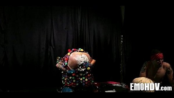 Nonton Hot Emo Slut 065 thumbnail