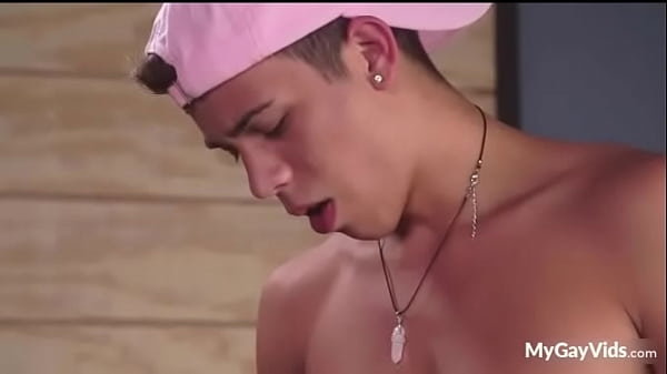 Cute Boys Threesome HD Gay Porn - MyGayVids.com