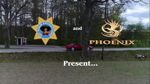 Nonton 12 Lesbian Party thumbnail