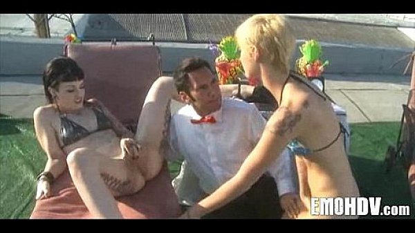 Nonton Tattooed Goth Babe 106 thumbnail