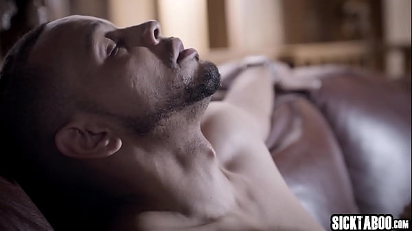 Latina Vanessa Vega sucked dick in front of the doctor to afford_surgery