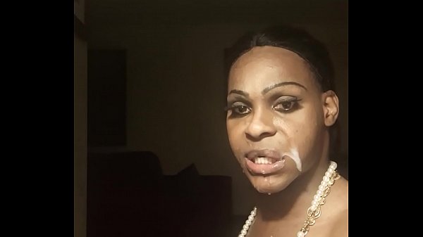 Play MP4 - Ts Ginger eating that dick