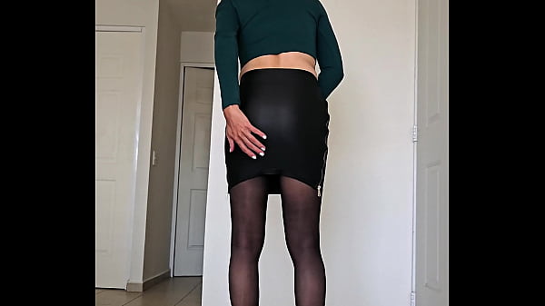 Sofia natalia colin se corre en sus medias trailer 